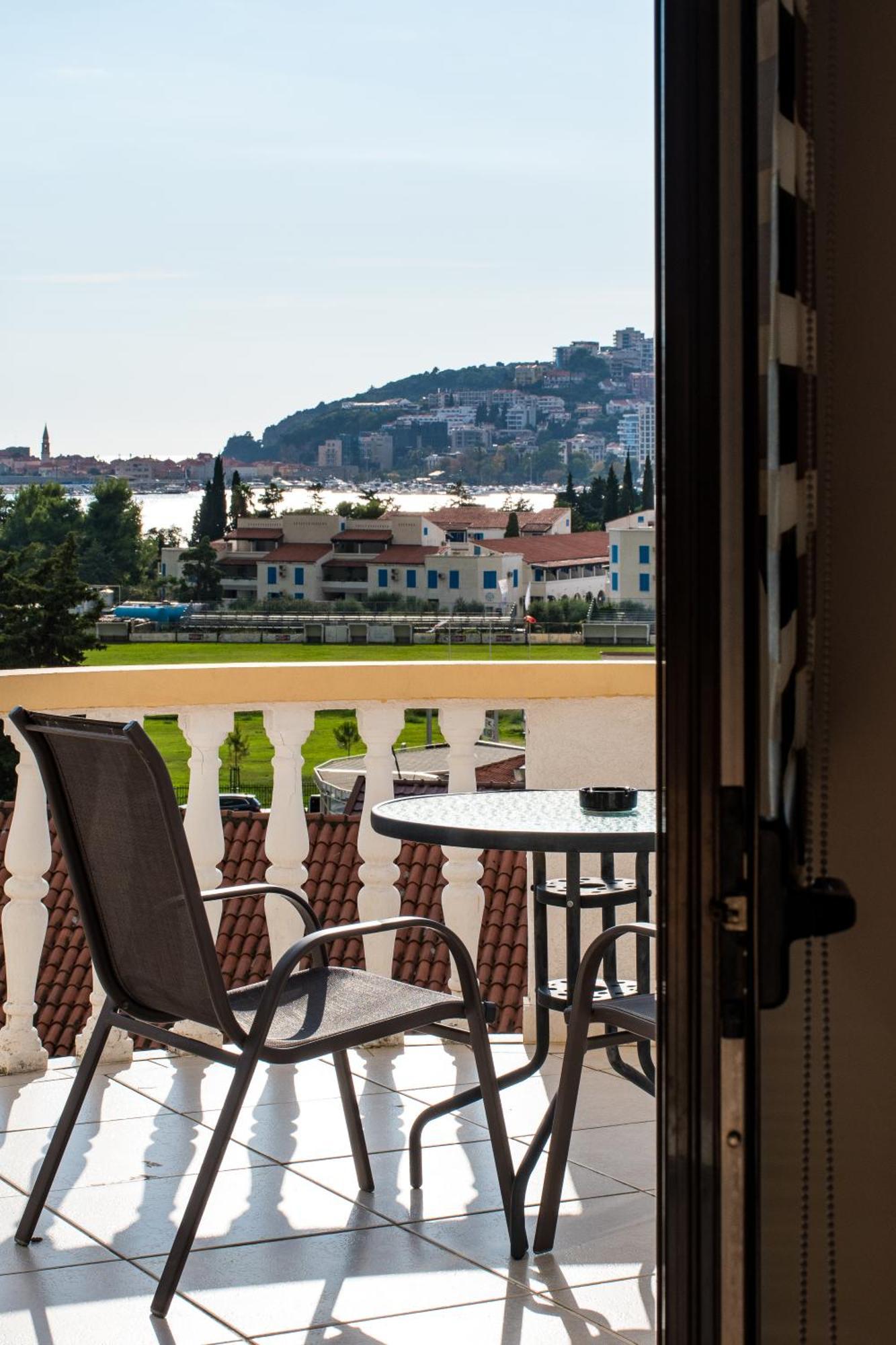 Villa Vojnic Будва Екстер'єр фото